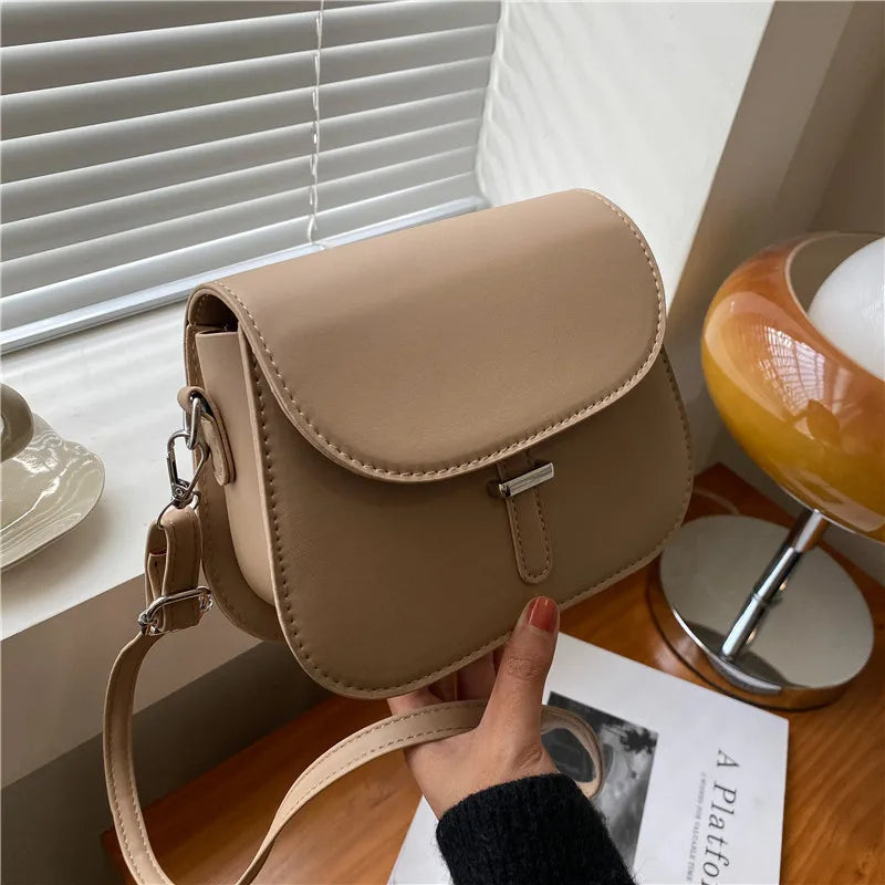 Fashion Women Crossbody Saddle Bag PU Leather Small Handbags Purses Retro Semicircle Designer Messenger Bags Female Clutch Tote