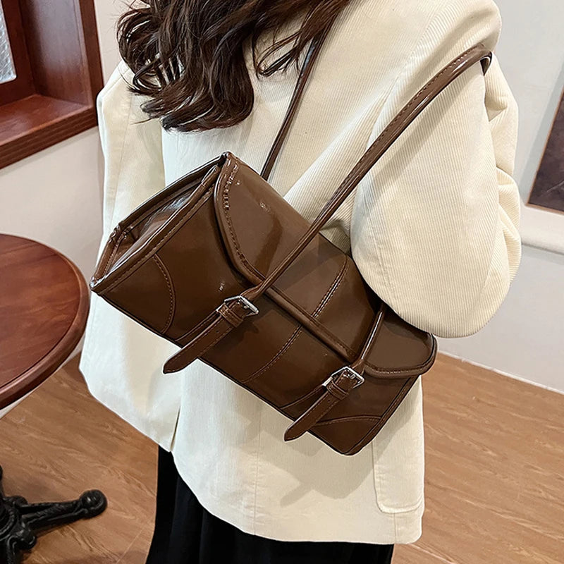 High End Burgundy Oil Wax PU Leather Underarm Bag Elegant Women's Magnetic Buckle Shoulder Bag Commuter Versatile Ladies Tote Ba