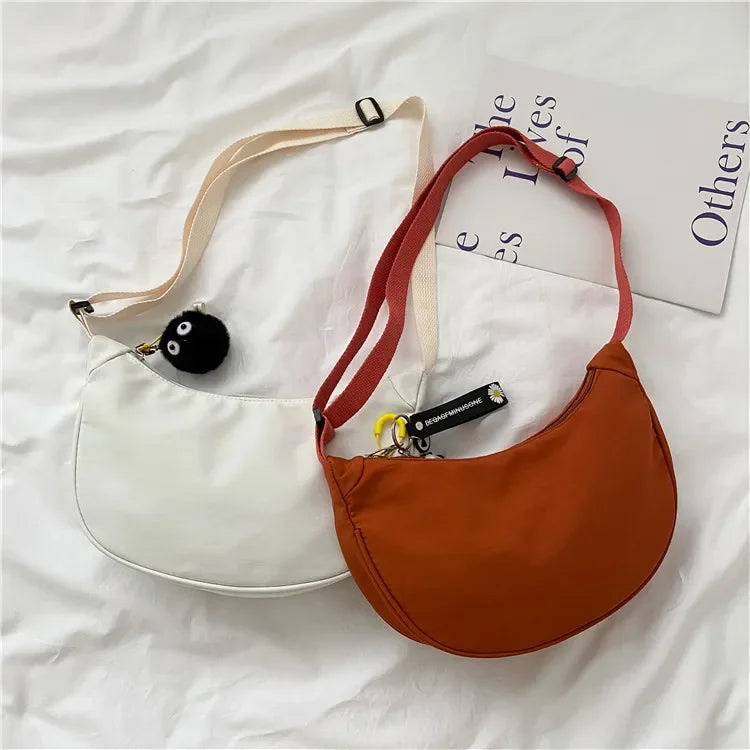 Nylon Half Moon Crossbody Bags for Women, Stylish Dumpling Bag, Small Armpit Shoulder Bag for Daily Use, Work, Outing, Party.