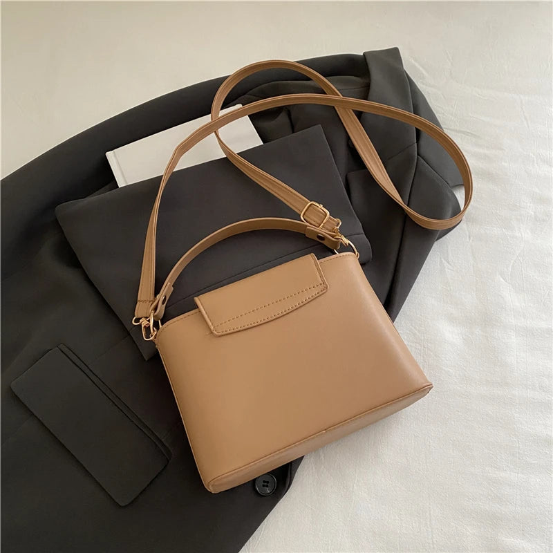 Fashionable Mini Suede Women's Bag, Faux Suede Tote Bag, Simple Hardware Lock Buckle Decoration Handbag Purse Cross Body Bags