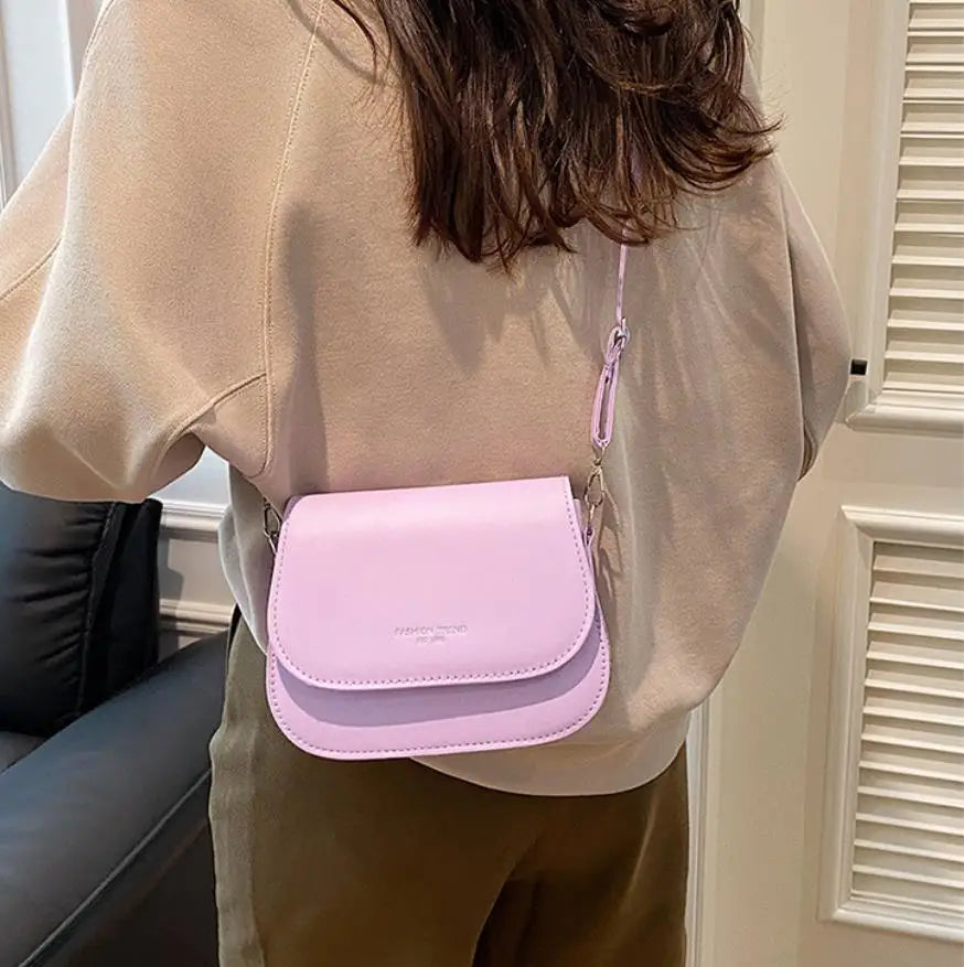 Fashionable Synthetic Leather Crossbody Bag, Womens Shoulder Bag, Simple Square Design, Adjustable Strap, Suitable for Daily Use