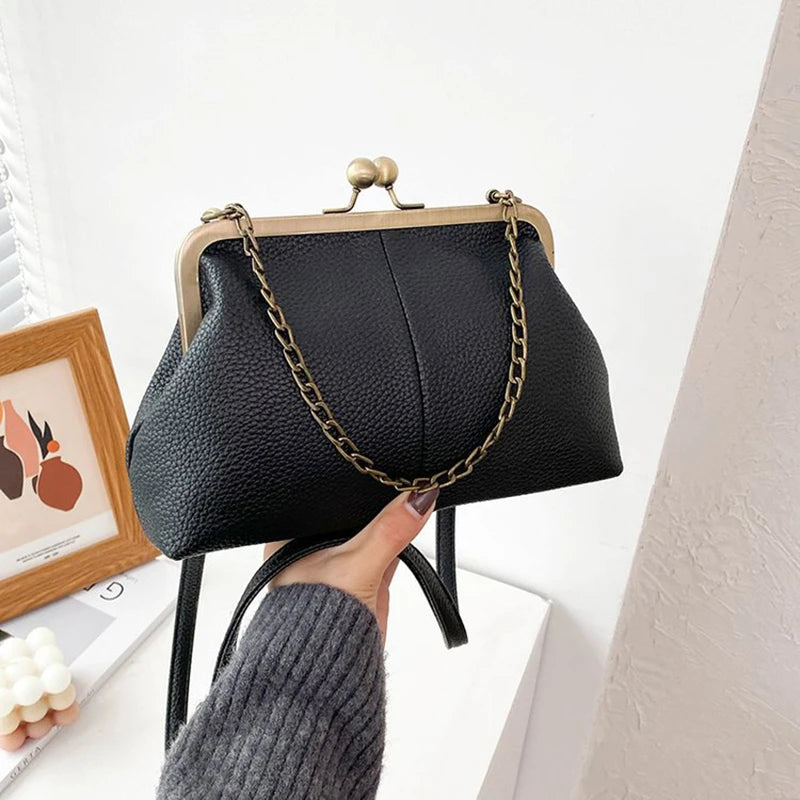 Vintage Shoulder Bags Women Small Chain Crossbody Bags Lock Design Handbags Brand Female Clip Messenger Bags Sac Bolsa