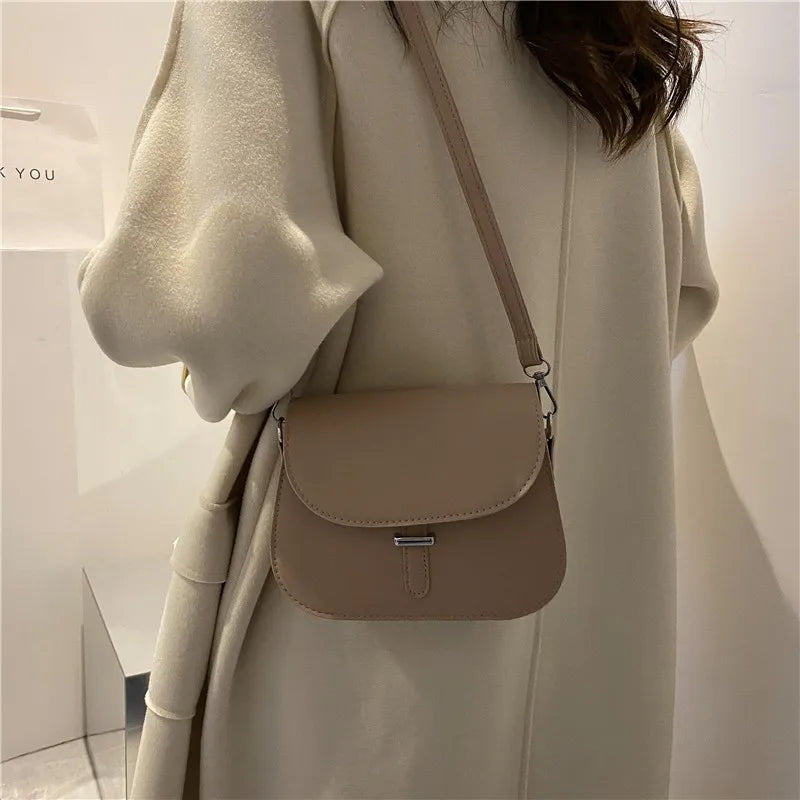 Fashion Women Crossbody Saddle Bag PU Leather Small Handbags Purses Retro Semicircle Designer Messenger Bags Female Clutch Tote