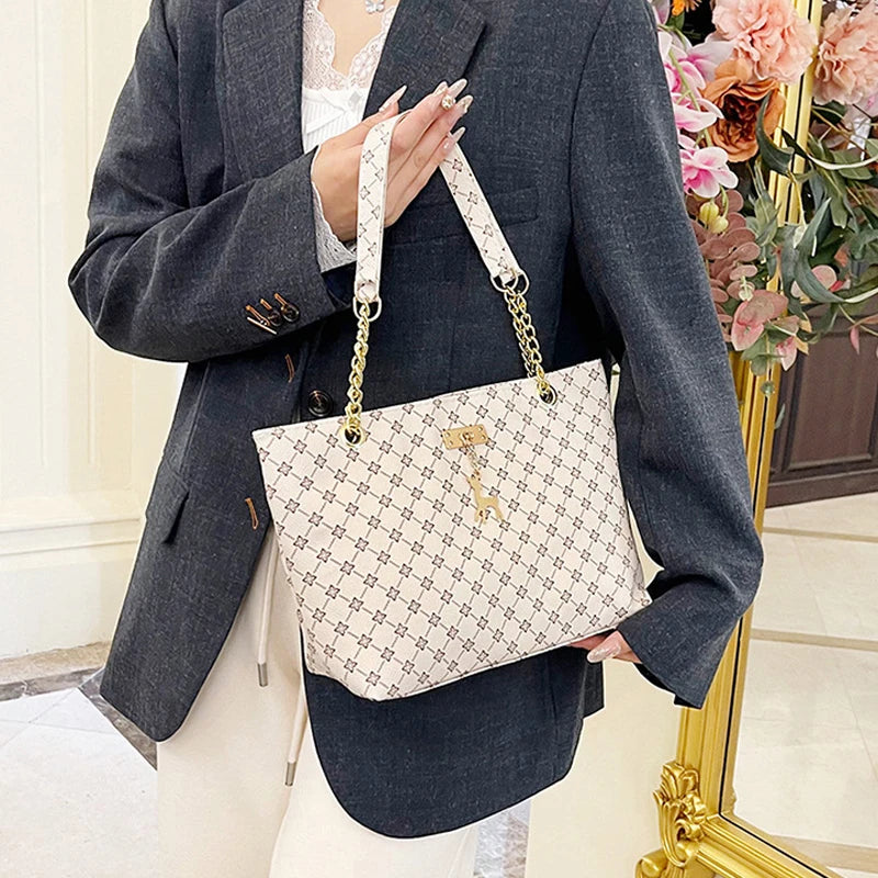 2024 Autumn and Winter New Presbyopic Handbag Shoulder Bag Large Capacity Tote Bag Women's Bag