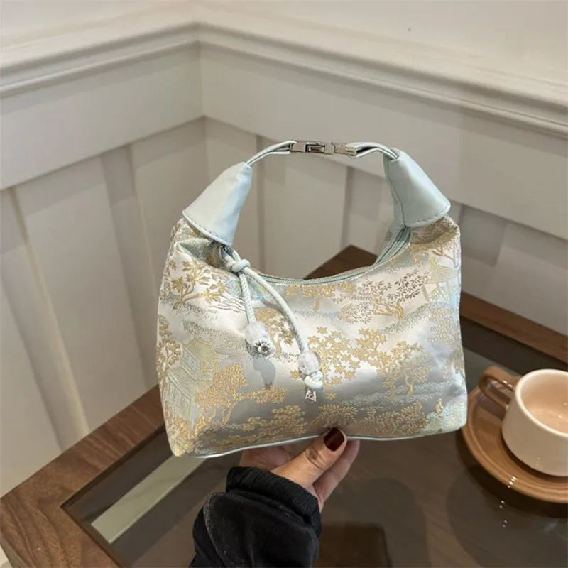 Chic Trend Tote Bag for Women Light Simple Shoulder Crossbody Bags with Large Capacity for Women Portable Phone Bag Coin Purse