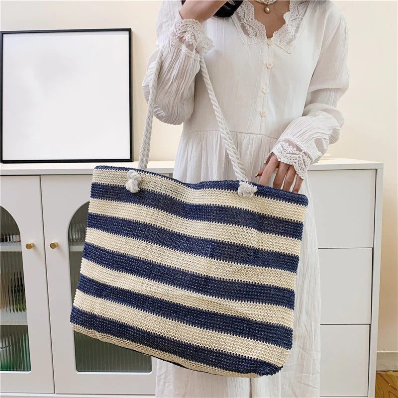 Women Straw Shoulder Bag Color Contrast Beach Handbag Large Capacity Simple Shoulder Bag Ladies Summer Daily Bag