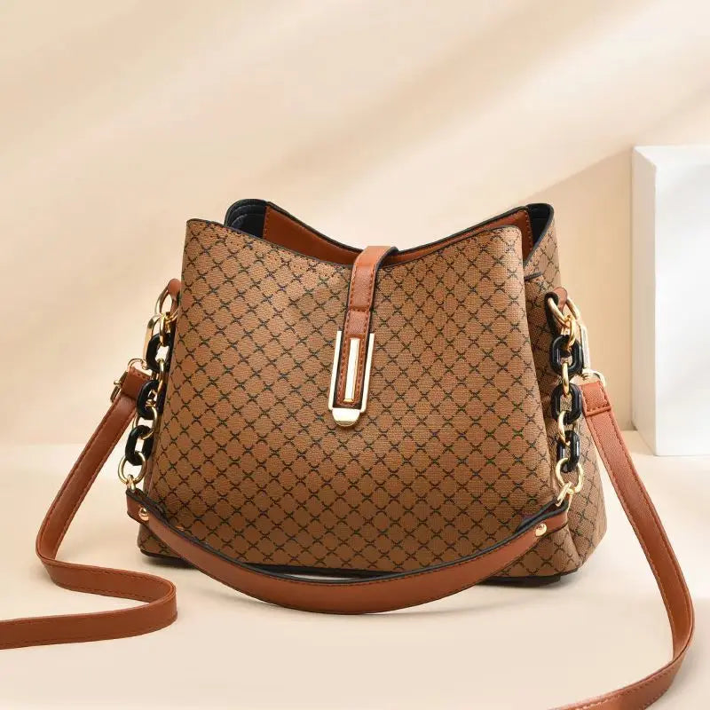 Fashion Women Bucket Crossbody Bag Vintage Tassel Designer Messenger Bag High Quality PU Leather Shoulder Bag Simple Handbag