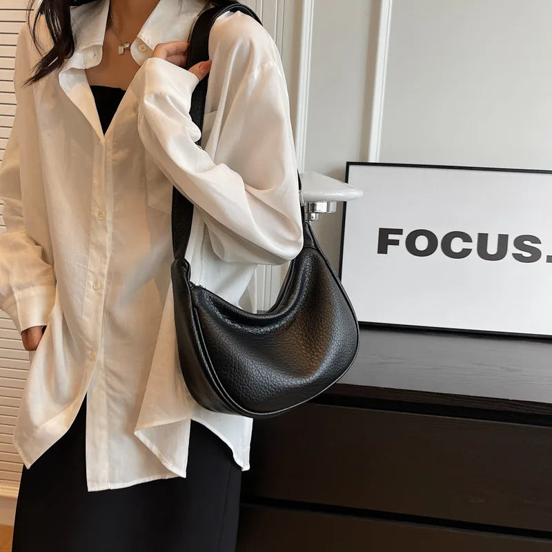 Solid Color Hobos Bag For Women Large Capacity Travel Crossbody Bag Female Half Moon Shoulder Bag Ladies Daily Fanny Packs
