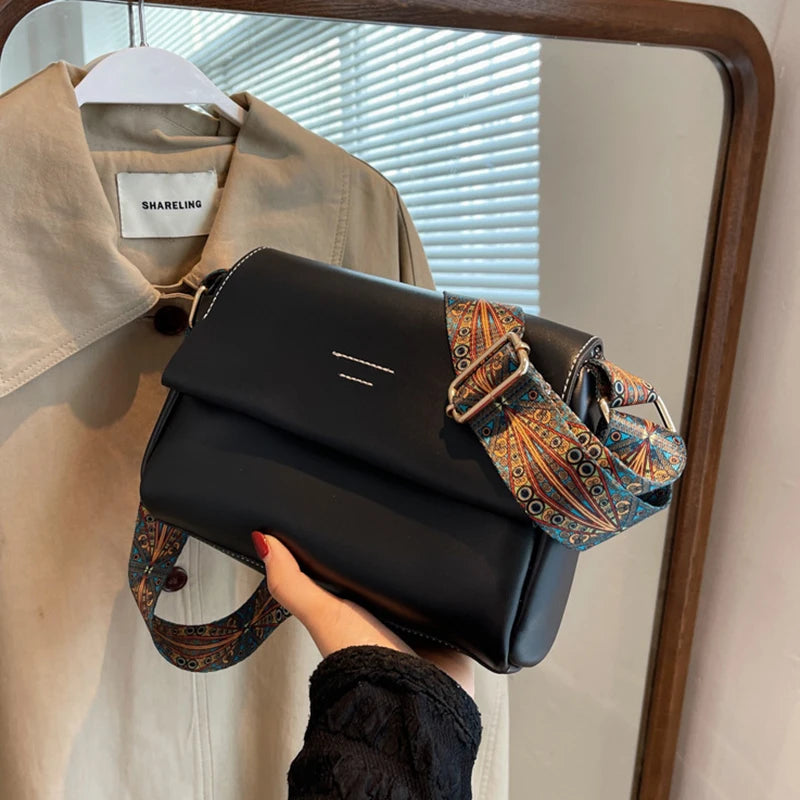 Vintage Bag Women's New High Quality Shoulder Bag Simple And Versatile Wide Shoulder Strap Solid Color Crossbody Bag Small Squar
