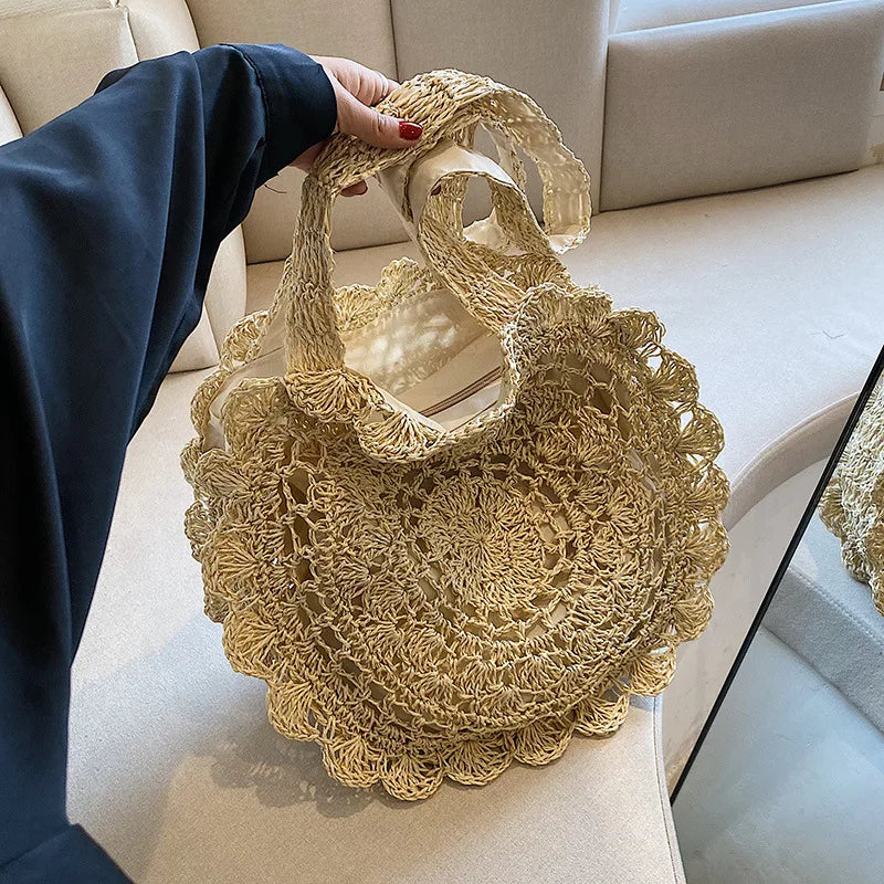 Summer Round Straw Bag Women Woven Rattan Beach Bag Hot New Shoulder Bag Circle Hollow Out Handle Bag Casual Shopper Tote Pouch