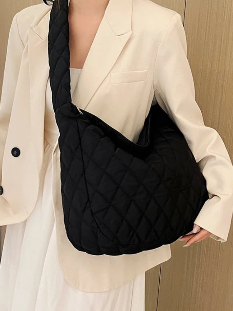 New Fashionable Flow Large Capacity Casual Lightweight Cotton Handbag Fashionable Street Mini One Shoulder Package