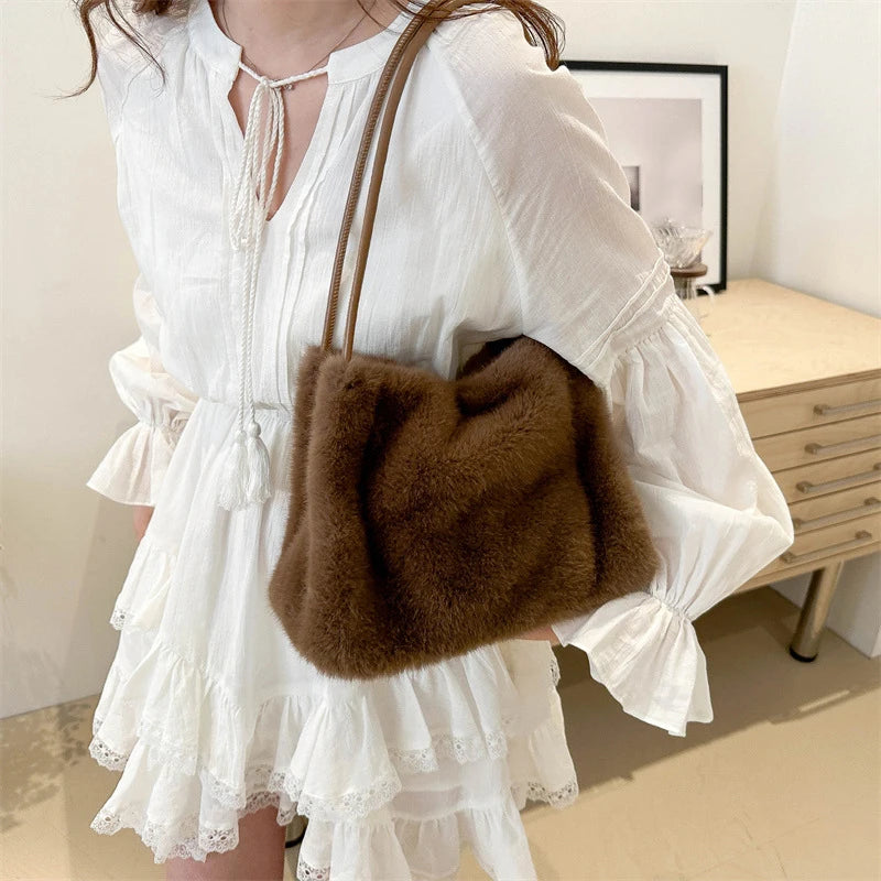 Women Fluffy Shoulder Bag Top-handle Bag New Fashion Female Autumn Winter Handbag Soft Plush Versatile Shopping Tote