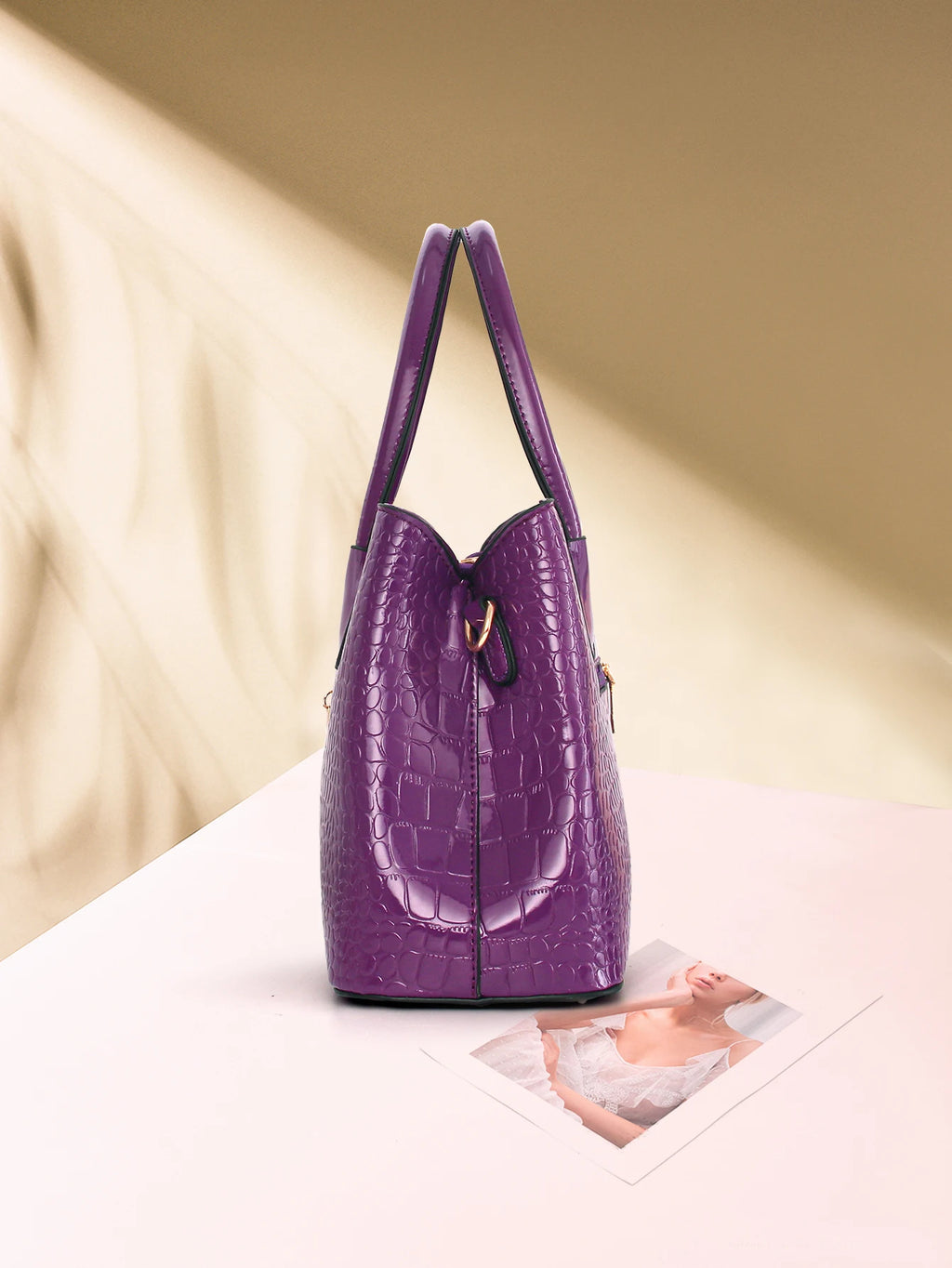 Women's Fashion Crocodile Pattern Shoulder Bag, Bright Leather Large Capacity Commuter Handbag