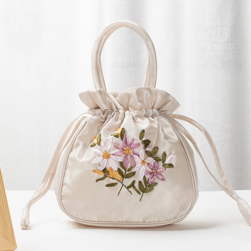 Retro Embroidery Drawstrings Handbags Storage Bags Women Purse Wallets Card Holder Bucket Shoulder Bag Wrist Bags