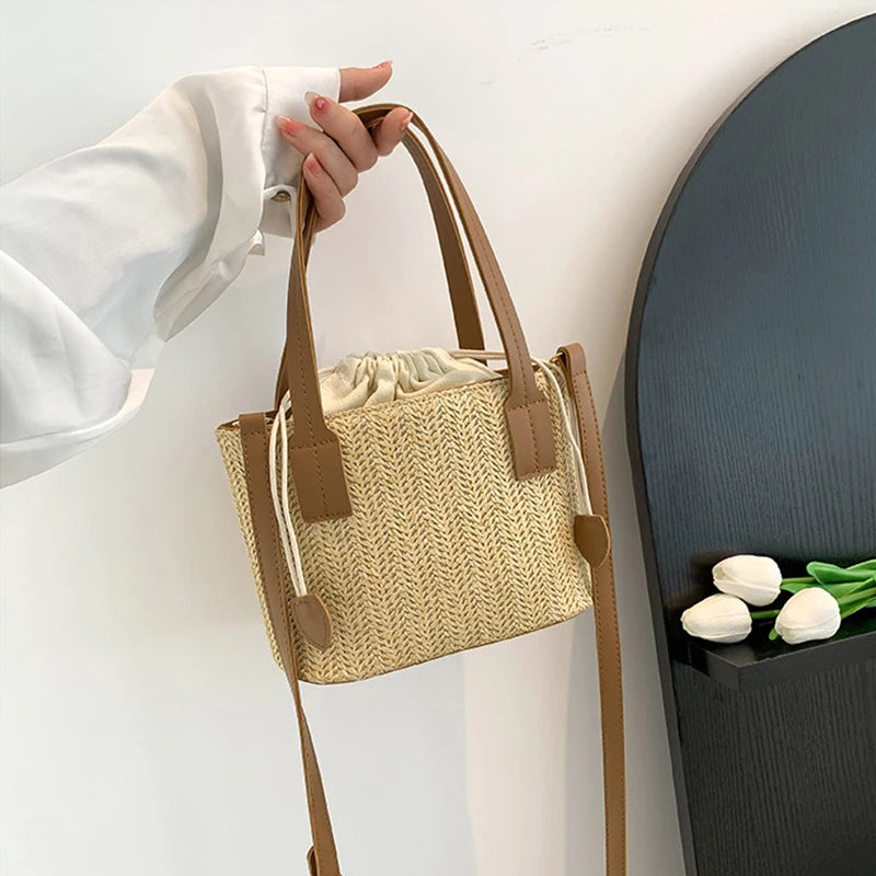 Knit Travel Bags Straw Woven Beach Bag Wrist Pack Women Handle Female Bucket Tote Bags Rattan Ladies Purses Handbag