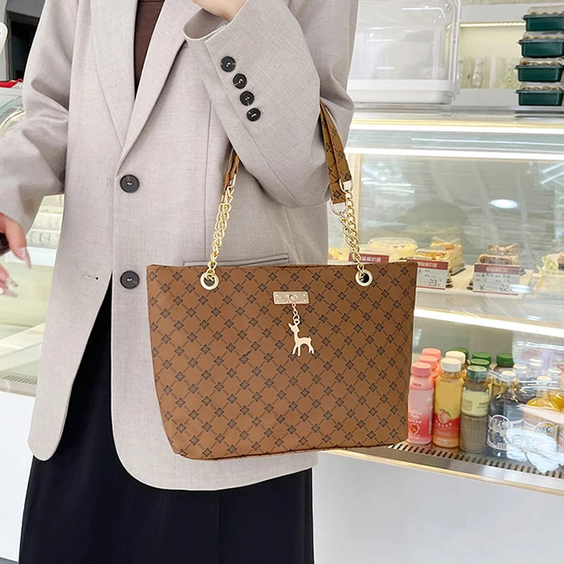 2024 Autumn and Winter New Presbyopic Handbag Shoulder Bag Large Capacity Tote Bag Women's Bag