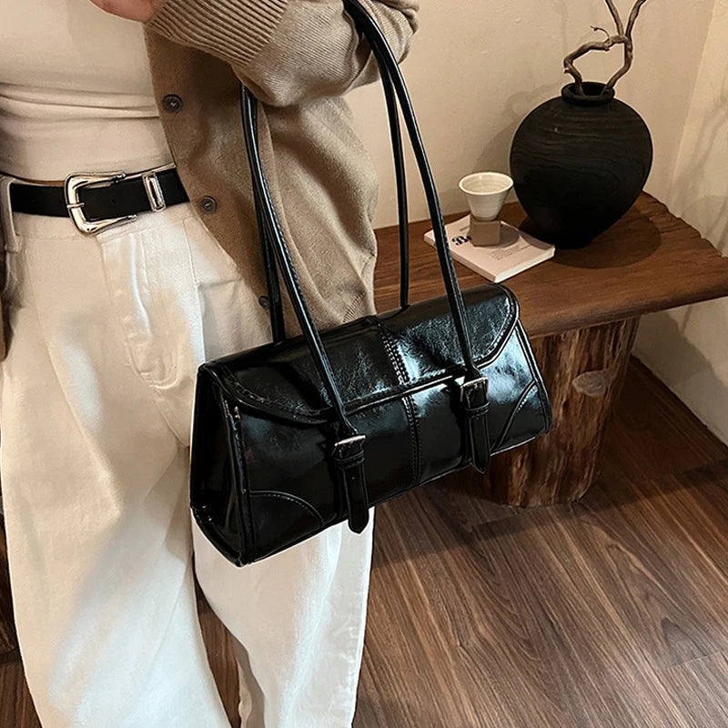 High End Burgundy Oil Wax PU Leather Underarm Bag Elegant Women's Magnetic Buckle Shoulder Bag Commuter Versatile Ladies Tote Ba