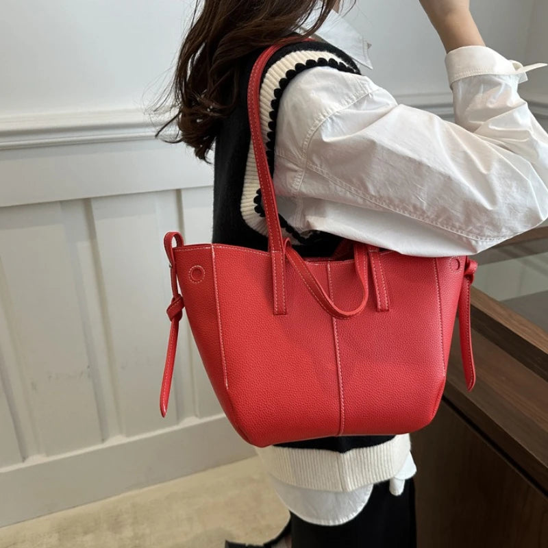 Stylish Casual Tote Bag, Large Capacity PU Leather Handbag Women Wing Bag, Fashionable Woman Bags, Commuting Armpit Shoulder Bag