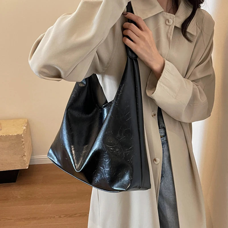 Soft PU Leather Quality Underarm Bag Vintage Wine Red Ladies Shoulder Bag Commuter Large Handbag Women's Versatile Tote Bag