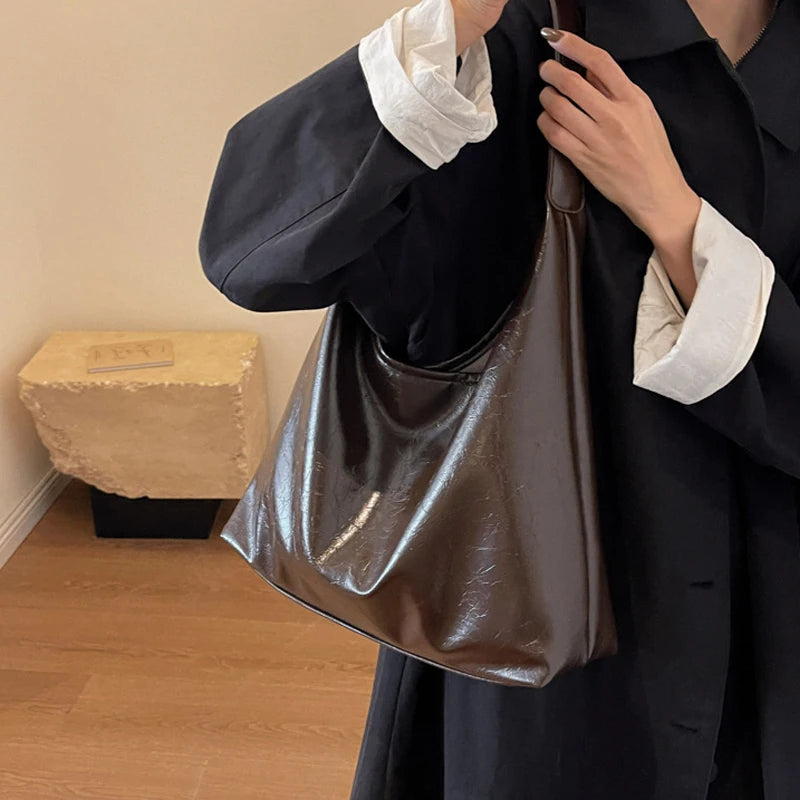 Soft PU Leather Quality Underarm Bag Vintage Wine Red Ladies Shoulder Bag Commuter Large Handbag Women's Versatile Tote Bag