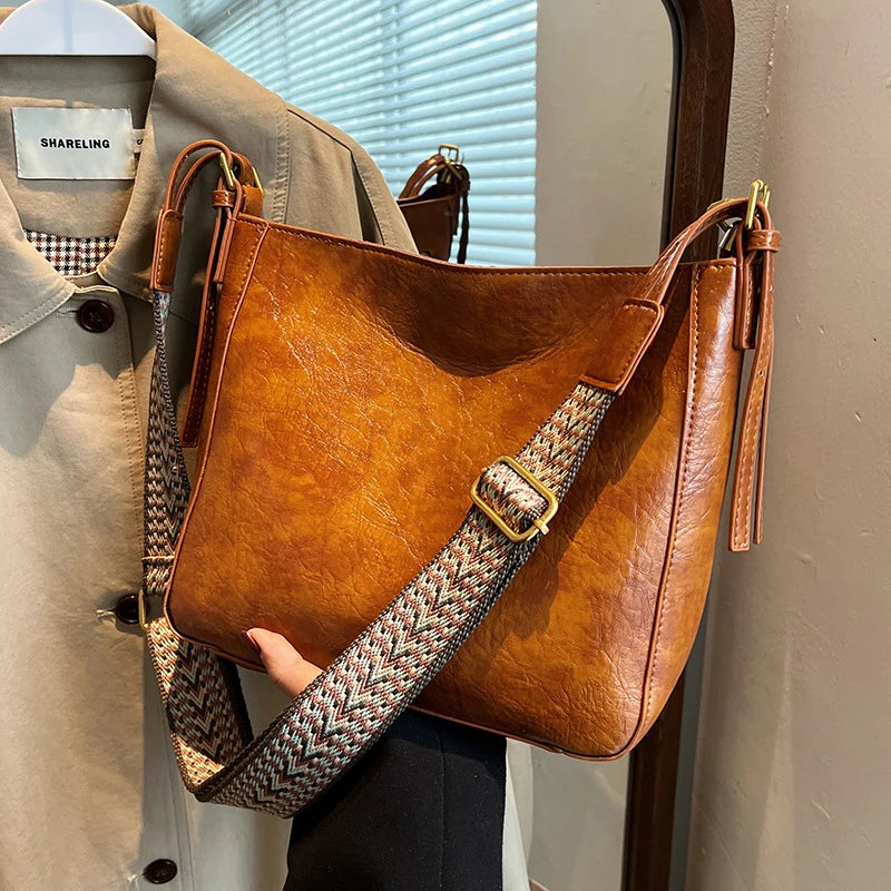 New Crossbody Bag PU Soft Leather Bag Women Fashion Simple Small Square Bag Retro Large Capacity Casual Shoulder Bag