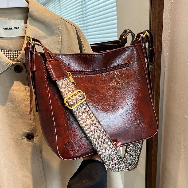 New Crossbody Bag PU Soft Leather Bag Women Fashion Simple Small Square Bag Retro Large Capacity Casual Shoulder Bag