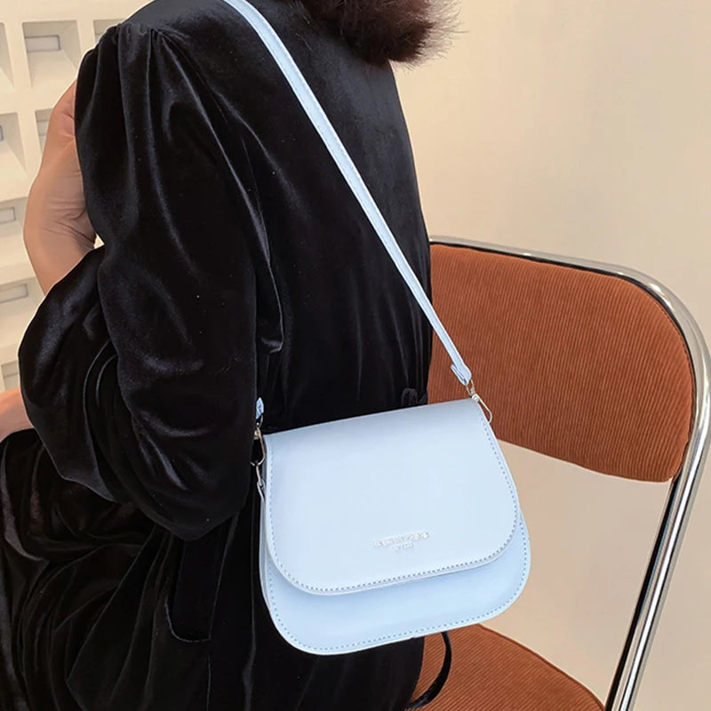 Fashion Flap Saddle Shoulder Bags for Women Solid Color Designer Messenger Handbags Purse Small Female Leather Crossbody Bag