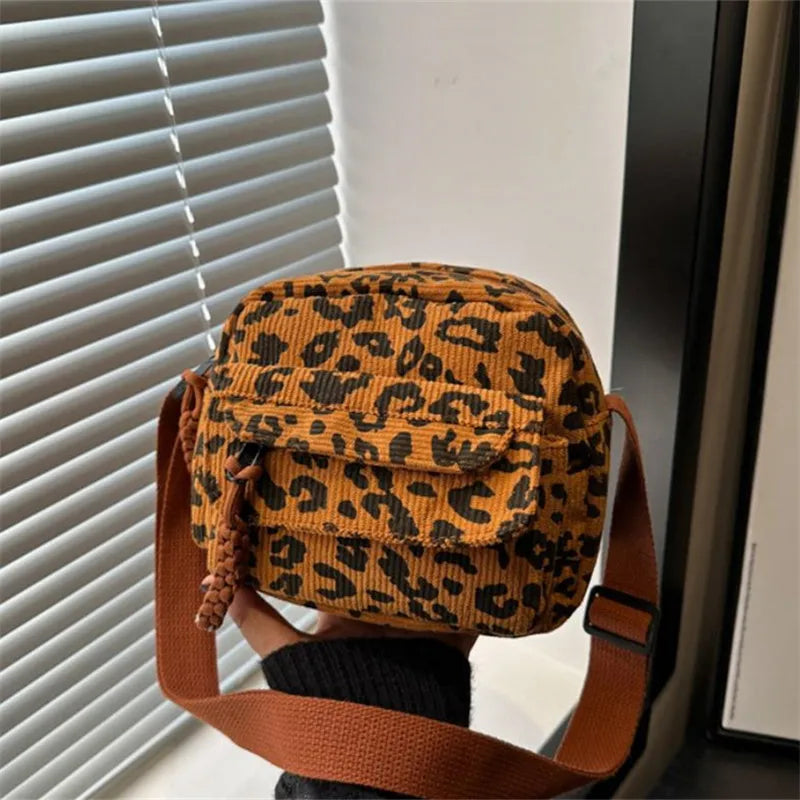 Women's Casual Mini Crossbody Bag, Corduroy Design Phone Bag, Adjustable Strap, Zipper Closure, Single Shoulder Purse