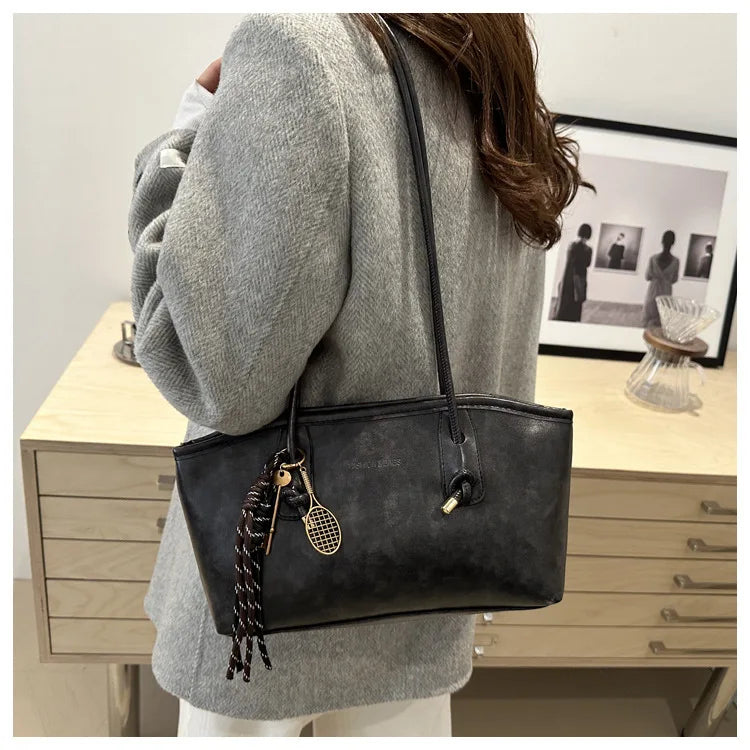 High Quality Texture Vintage Large Capacity Women's Bag Stylish Commuting Armpit Handbag Women Shoulder Bag Fashionable Tote Bag