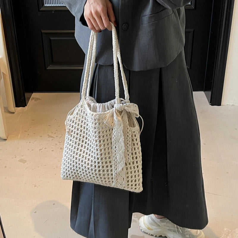 Summer Hollow Woven Shoulder Bags Women's New Casual Beach Bag Versatile Lace Design Commuting Shoulder Tote Bag