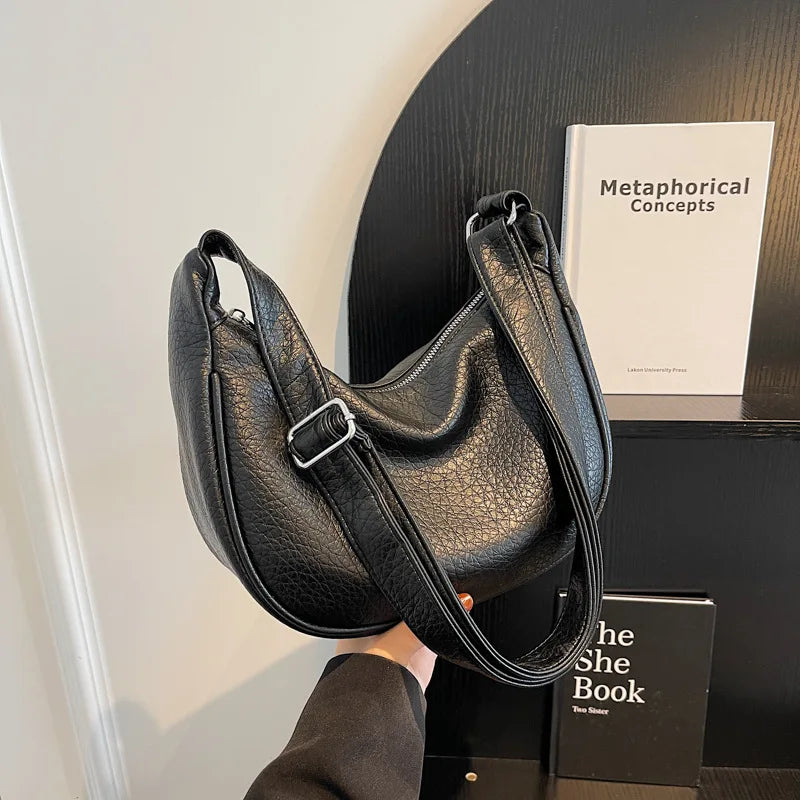 Solid Color Hobos Bag For Women Large Capacity Travel Crossbody Bag Female Half Moon Shoulder Bag Ladies Daily Fanny Packs