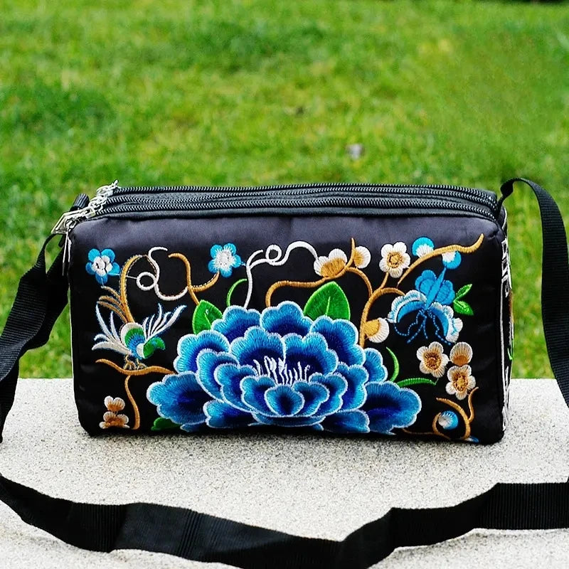 Women's Embroidered Flowers Canvas Shoulder Crossbody Bag Ladies Luxury Large Capacity Handbags and Purse Female Casual Totes