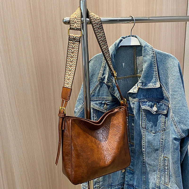New Crossbody Bag PU Soft Leather Bag Women Fashion Simple Small Square Bag Retro Large Capacity Casual Shoulder Bag