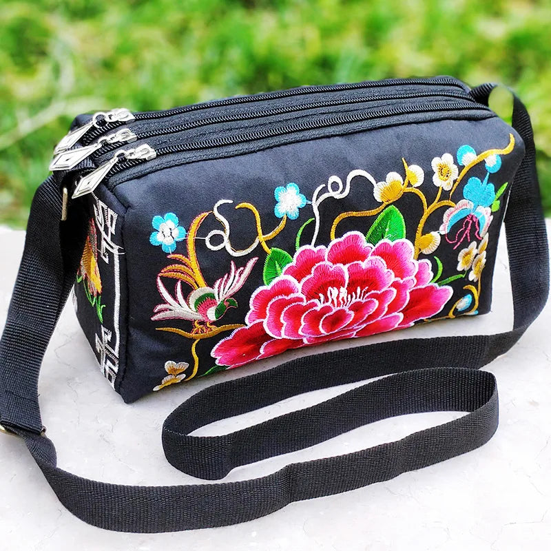 Women's Embroidered Flowers Canvas Shoulder Crossbody Bag Ladies Luxury Large Capacity Handbags and Purse Female Casual Totes