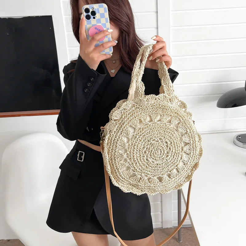 Summer Round Straw Bag Women Woven Rattan Beach Bag Hot New Shoulder Bag Circle Hollow Out Handle Bag Casual Shopper Tote Pouch