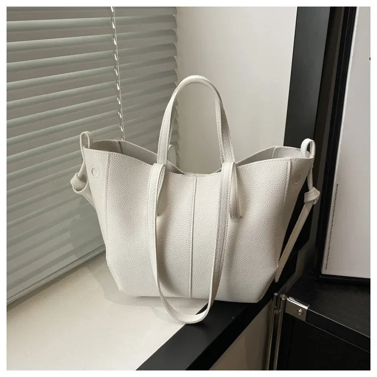Stylish Casual Tote Bag, Large Capacity PU Leather Handbag Women Wing Bag, Fashionable Woman Bags, Commuting Armpit Shoulder Bag