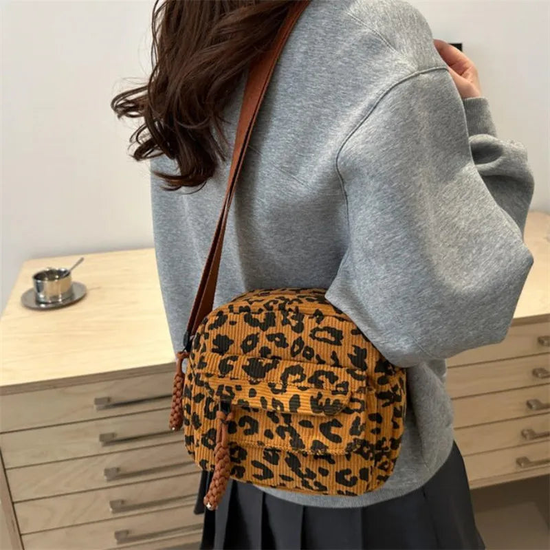 Women's Casual Mini Crossbody Bag, Corduroy Design Phone Bag, Adjustable Strap, Zipper Closure, Single Shoulder Purse