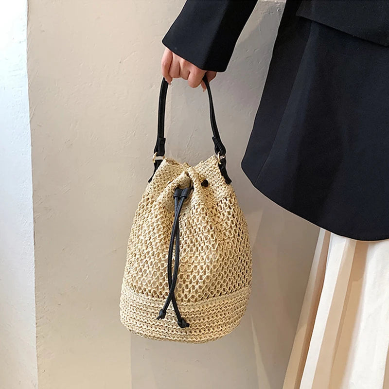 Woven Straw Bag Ladies Bucket Crossbody Bag Summer Beach Bag Retro Travel Shoulder Bags Small Travel Purse and Handbag For Women