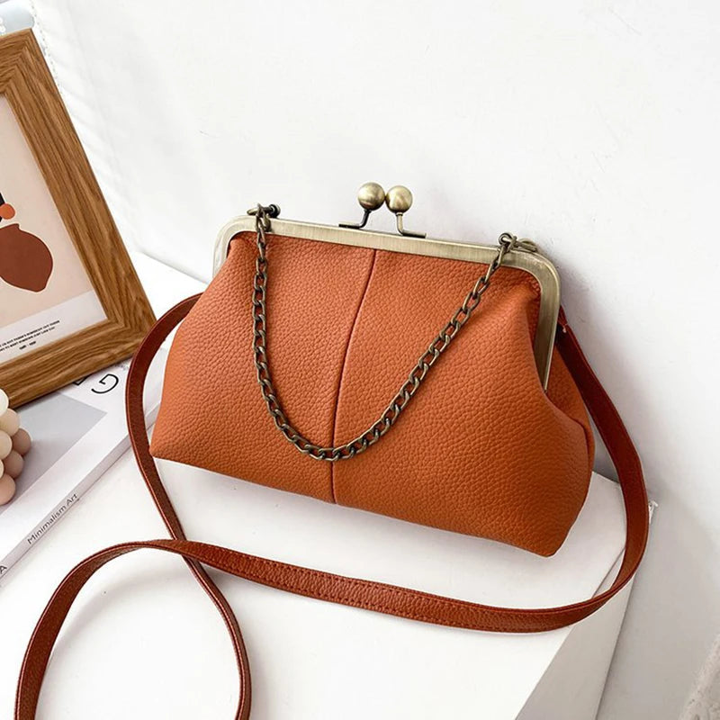 Vintage Shoulder Bags Women Small Chain Crossbody Bags Lock Design Handbags Brand Female Clip Messenger Bags Sac Bolsa