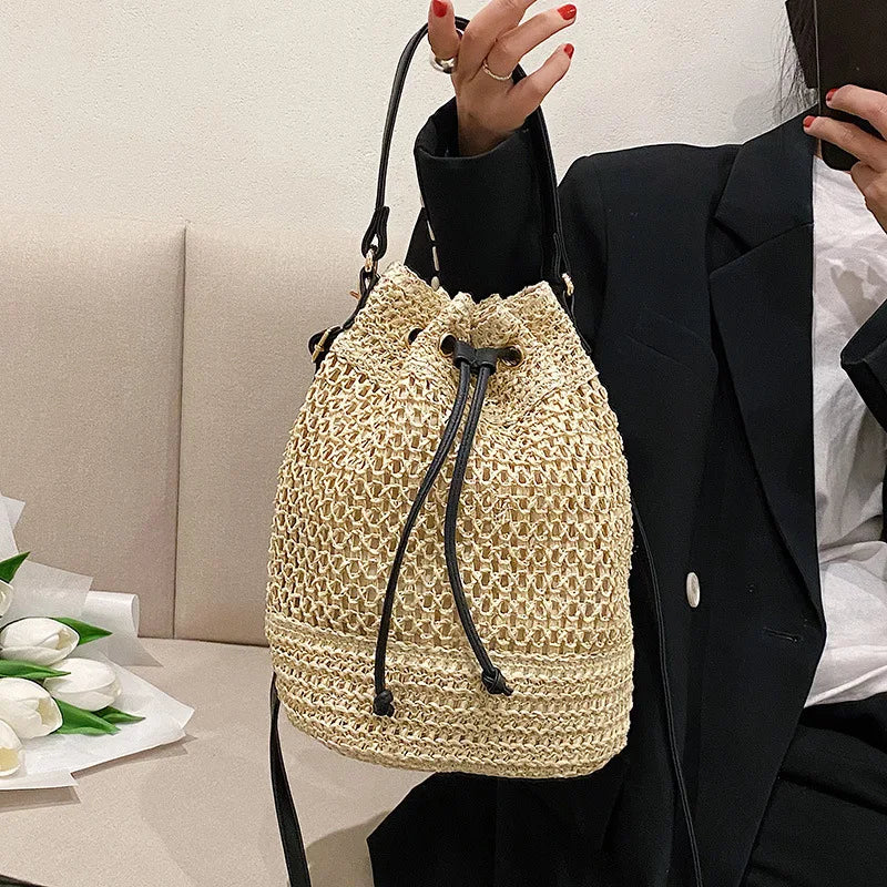 Woven Straw Bag Ladies Bucket Crossbody Bag Summer Beach Bag Retro Travel Shoulder Bags Small Travel Purse and Handbag For Women