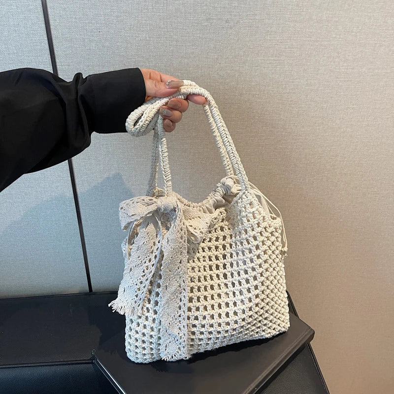 Summer Hollow Woven Shoulder Bags Women's New Casual Beach Bag Versatile Lace Design Commuting Shoulder Tote Bag