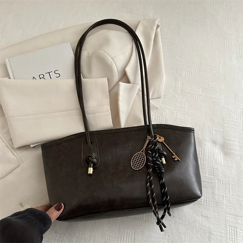 High Quality Texture Vintage Large Capacity Women's Bag Stylish Commuting Armpit Handbag Women Shoulder Bag Fashionable Tote Bag