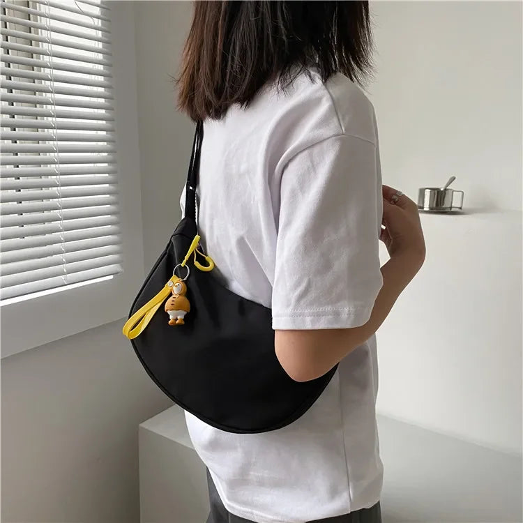 Nylon Half Moon Crossbody Bags for Women, Stylish Dumpling Bag, Small Armpit Shoulder Bag for Daily Use, Work, Outing, Party.