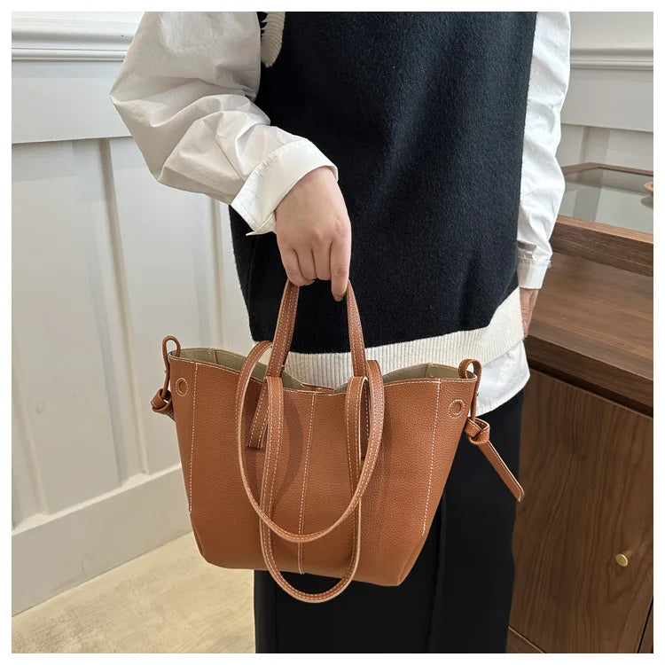 Stylish Casual Tote Bag, Large Capacity PU Leather Handbag Women Wing Bag, Fashionable Woman Bags, Commuting Armpit Shoulder Bag