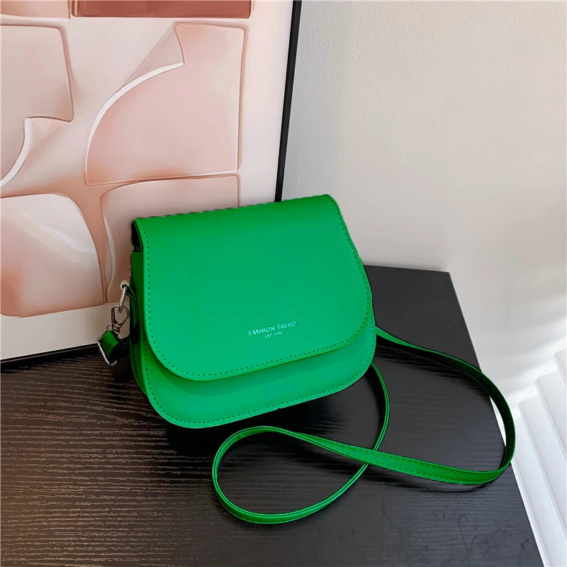 Fashion Flap Saddle Shoulder Bags for Women Solid Color Designer Messenger Handbags Purse Small Female Leather Crossbody Bag