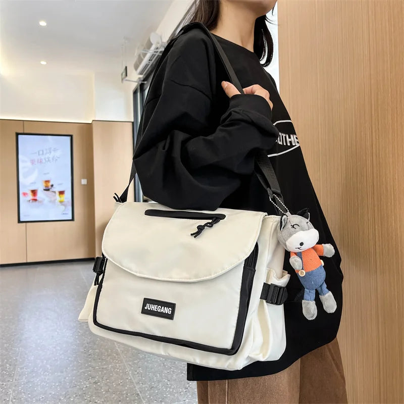 Trendy Nylon Messenger Bag, Large Capacity Crossbody Bag, Casual Flap Shoulder Bag for Teen Student School Bags Satchel