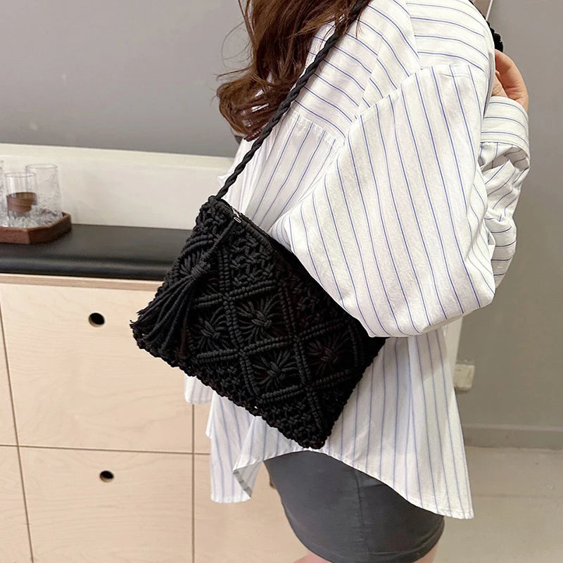 Fashion Woven Hollow Out Shoulder Bags Summer Crossbody Beach Travel Handbag Female Tassel Bag Women Messenger Bags