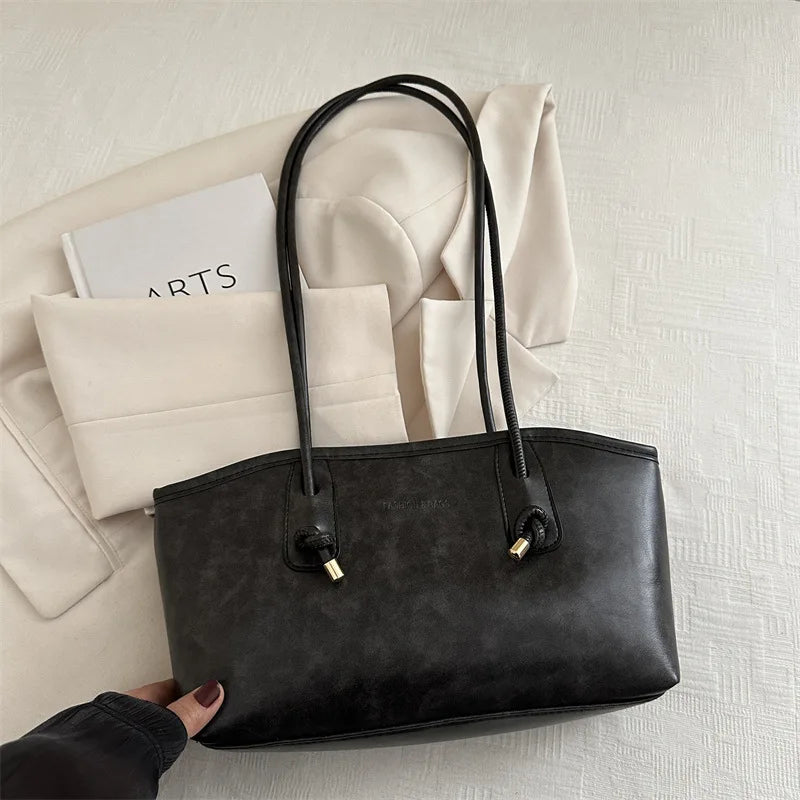 High Quality Texture Vintage Large Capacity Women's Bag Stylish Commuting Armpit Handbag Women Shoulder Bag Fashionable Tote Bag