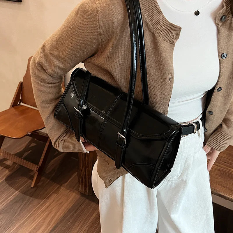 High End Burgundy Oil Wax PU Leather Underarm Bag Elegant Women's Magnetic Buckle Shoulder Bag Commuter Versatile Ladies Tote Ba