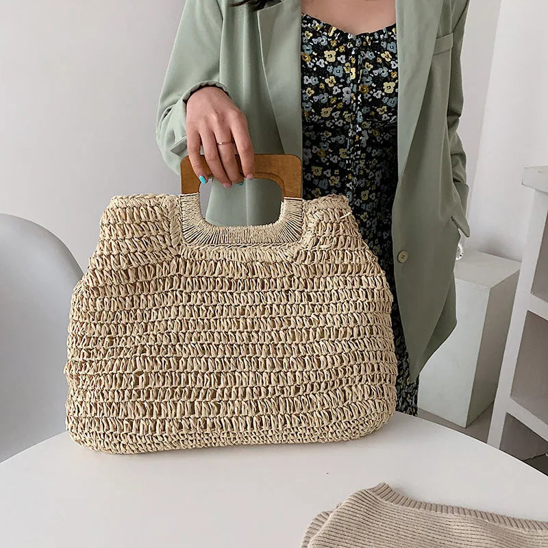 Summer Woven Straw Handbag Female Wooden Handle Bag Large Capacity Travel Beach Bag Fashion Style Totes Hollow out Tote Bolsa